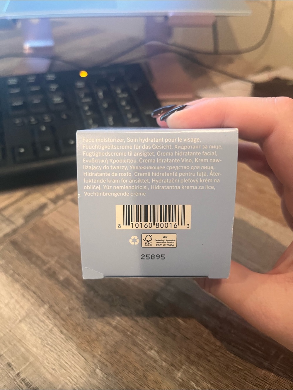First Aid Beauty - Hydrating Dewy Gel Cream - Picture 11 of 11